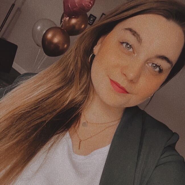 Babysitter in Champagnole: Laurine