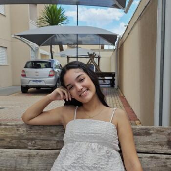 Babá em Hortolândia: Mariana