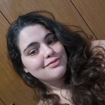 Babá em Niterói: Ester