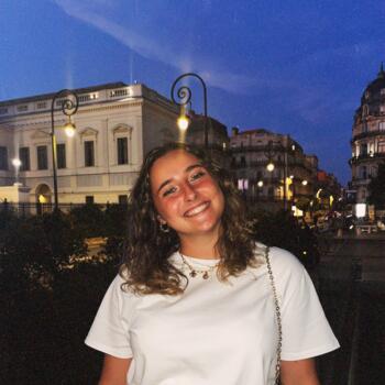 Babysitter in Lyon: Romane