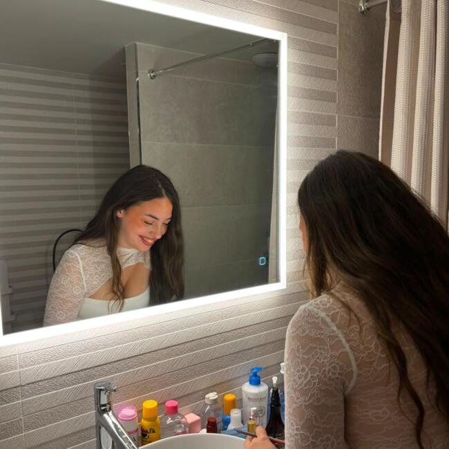Babysitter in Sizun: Léa