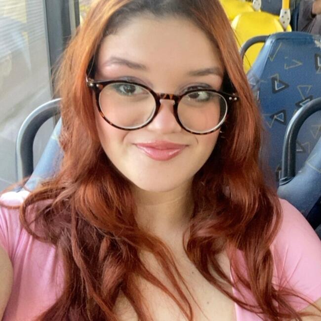 Babysitter in Arujá: Júlia Vitória