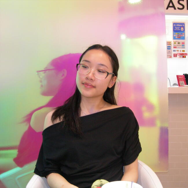 Babysitter in Melbourne: Tina