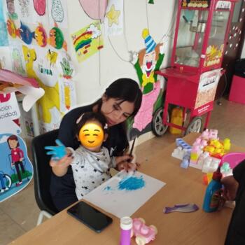 Nanny in Madrid: Yanely