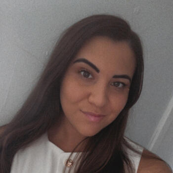 Babysitter Romford: Courtney