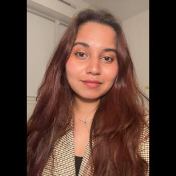 Baby-sitter Le Bourget: Akansha