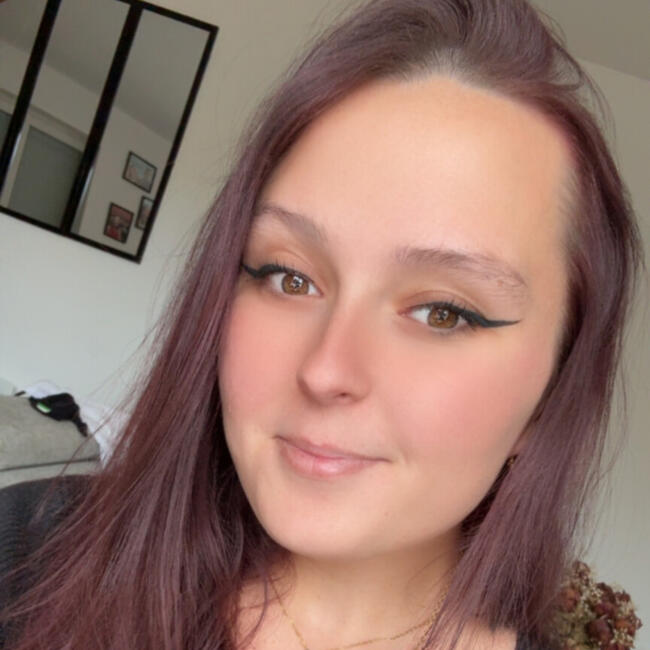 Babysitting job in Bourg-de-Péage: Maëva