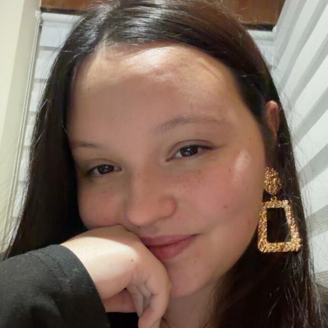 Babysitter in Aveiro: Bruna