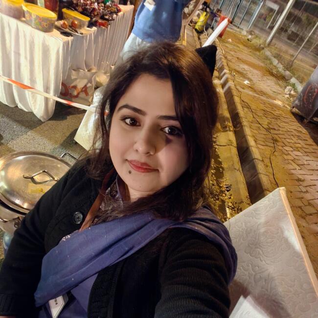 وظيفة جليسة أطفال في أبوظبي: Abeer