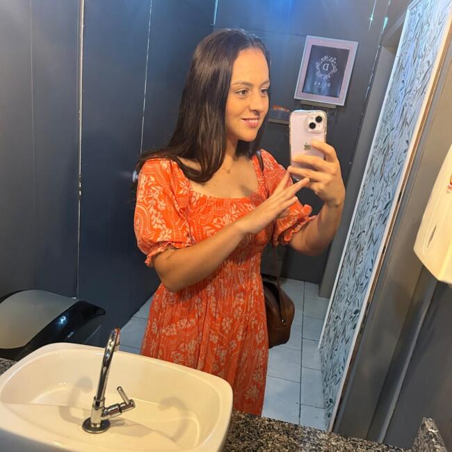 Babysitter in Novo Hamburgo: Paola