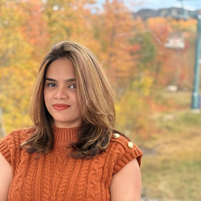 Baby-sitter in Mississauga: Naureen