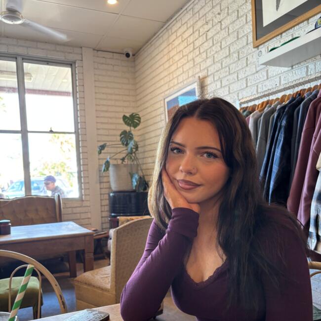 Babysitter in Perth: Alana