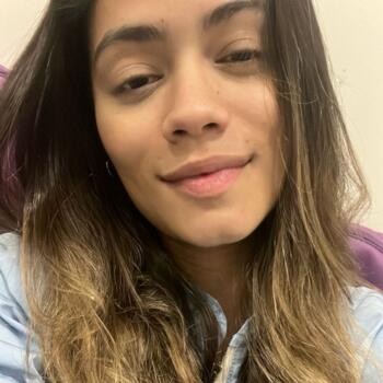 Babysitter in Agualva: Damares