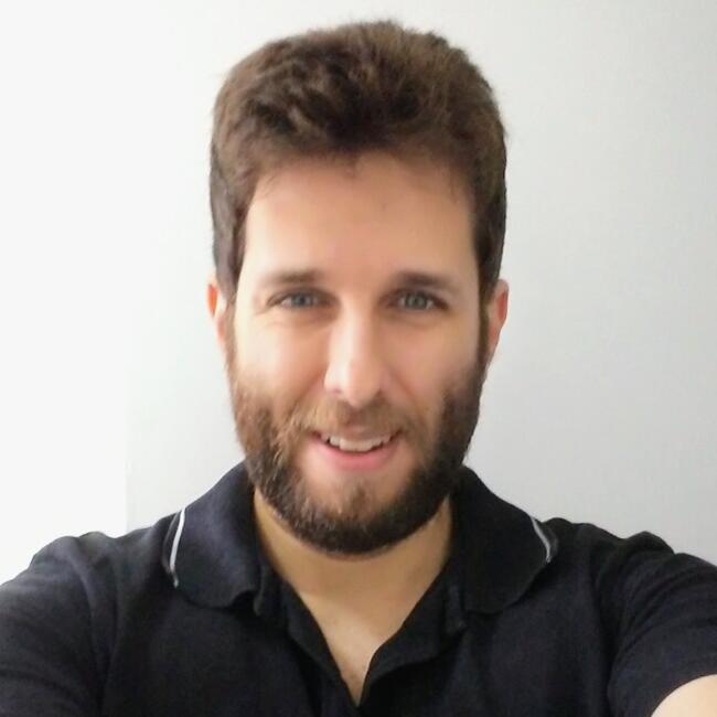 Babysitting job in São José dos Campos: Leonardo