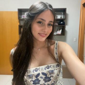 Babysitter in Cuiabá: Amanda