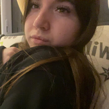 Babysitter in Vandrimare: Chloe