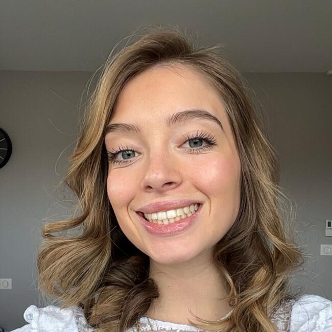 Babysitter in Toulouse: Enora