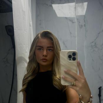 Babysitter Surbiton: Abi