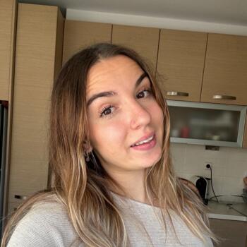 Babysitter στην περιοχή Λαμία: Χριστιάννα