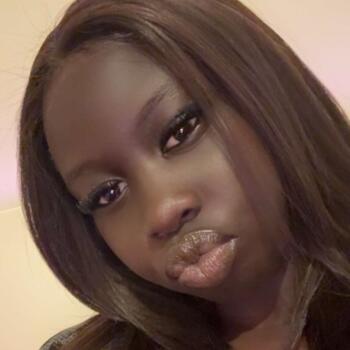 Babysitter in Melbourne: Pondak