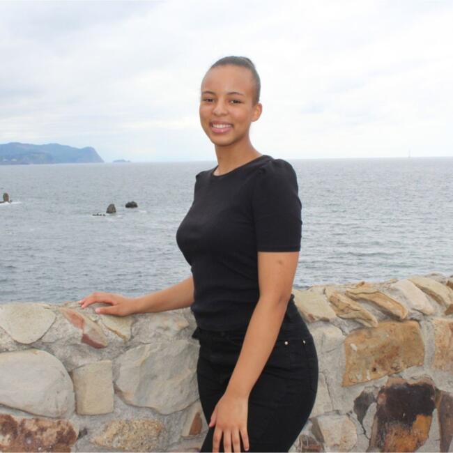 Canguro en Basauri: Oihane