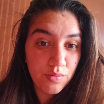 Babysitter in Port Montt: Melina
