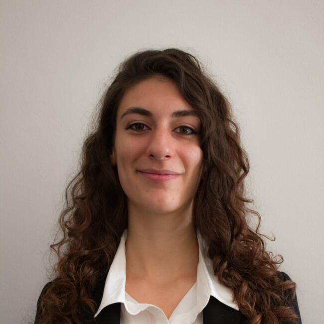 Babysitter em Lisboa: Lucrezia