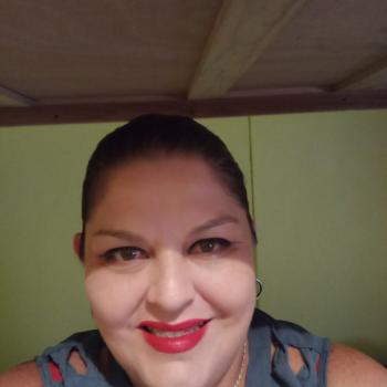 Niñera en Paraíso: Cinthia