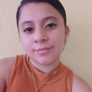 Babysitter in San José: Fátima