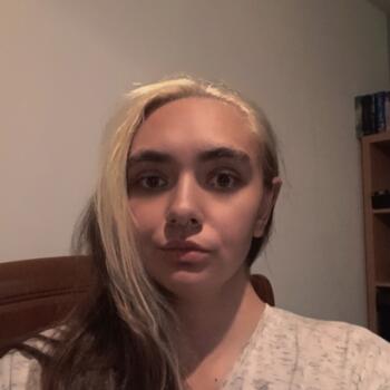 Babysitter Vesoul: Clea