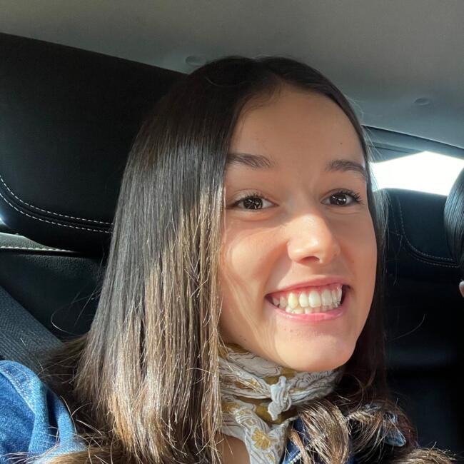 Babysitter in Saint-Rémy (Auvergne-Rhône-Alpes): Laurène