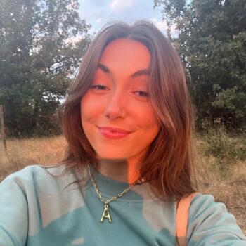 Babysitter in Aldaia: Ariana