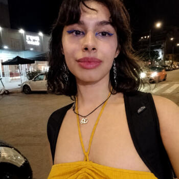 Babysitter in Athens: Anna