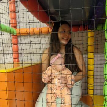 Babysitter Navegantes: Luna