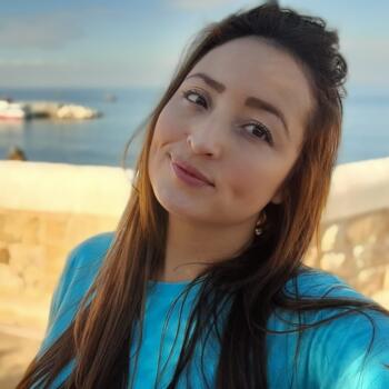 Nanny in Elche: Neidy Jhoana