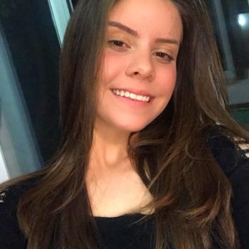 Babysitter em Cascais: Grazielly