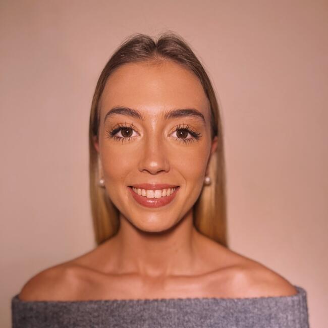 Babysitter em Cascais: Diana