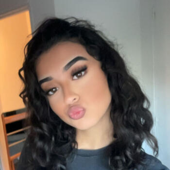 Babysitter in Épernon: Ayla