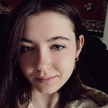 Baby-sitter in Sherbrooke: Sara