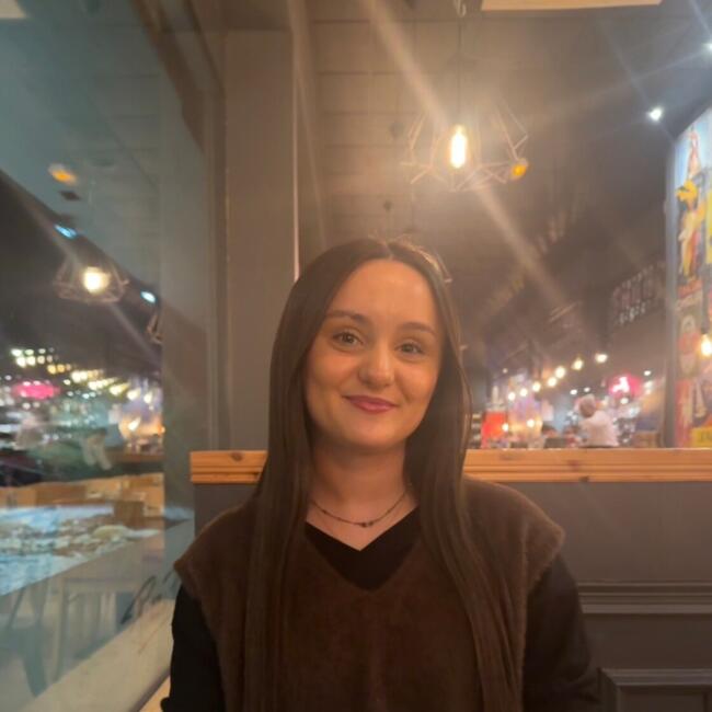 Babysitter in San Jose: Amandine