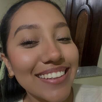 Babysitter in Quito: Angie