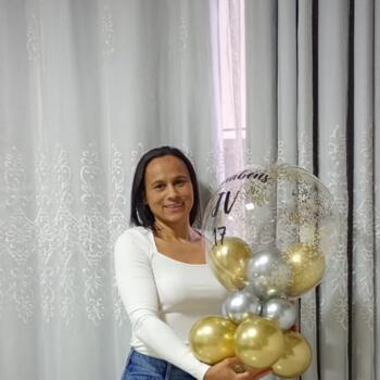 Babá Contagem: Silvia