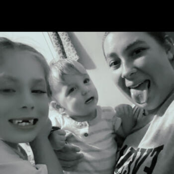 Babysitting job in Brisbane: babysitting job Skye