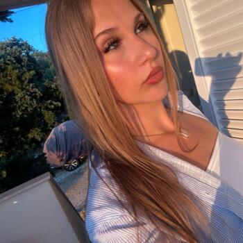 Varuška Gajevci: Neli