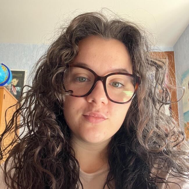 Babysitter in Cessieu: Mathilde