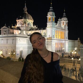 Nanny in Madrid: Laura