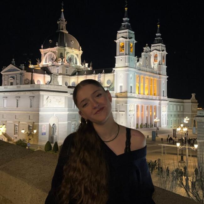 Nanny in Madrid: Laura