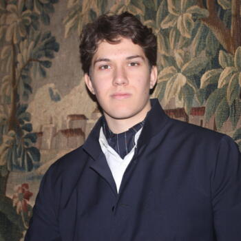 Babysitter in Paris: Armand