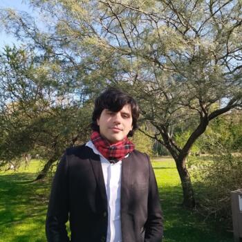 Niñera González Catán: Cristian