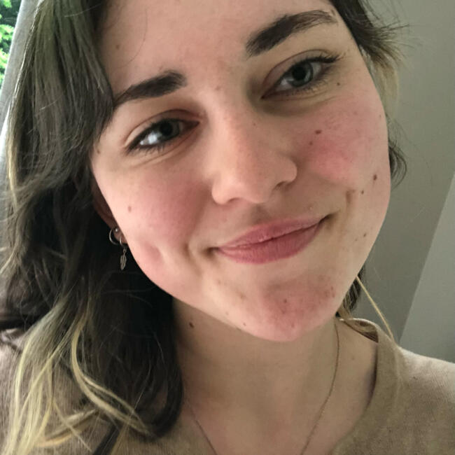 Babysitter in Dunedin: Ivy